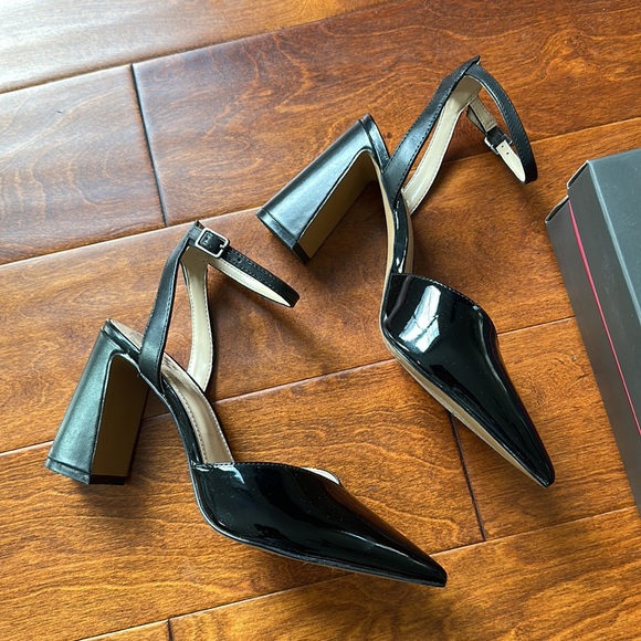 Vince Camuto • Black Slingback with Block Heels - Picture 3 of 8